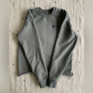 Patagonia crew neck. Size small.